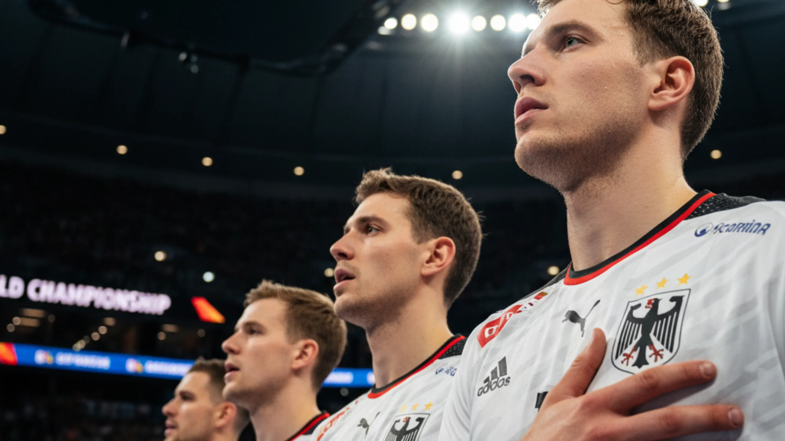 Deutsche Handball-Nationalmannschaft vor internationalem Turnierspiel